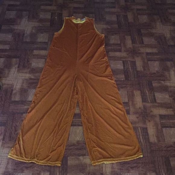 Jumper - Picture 2 of 4